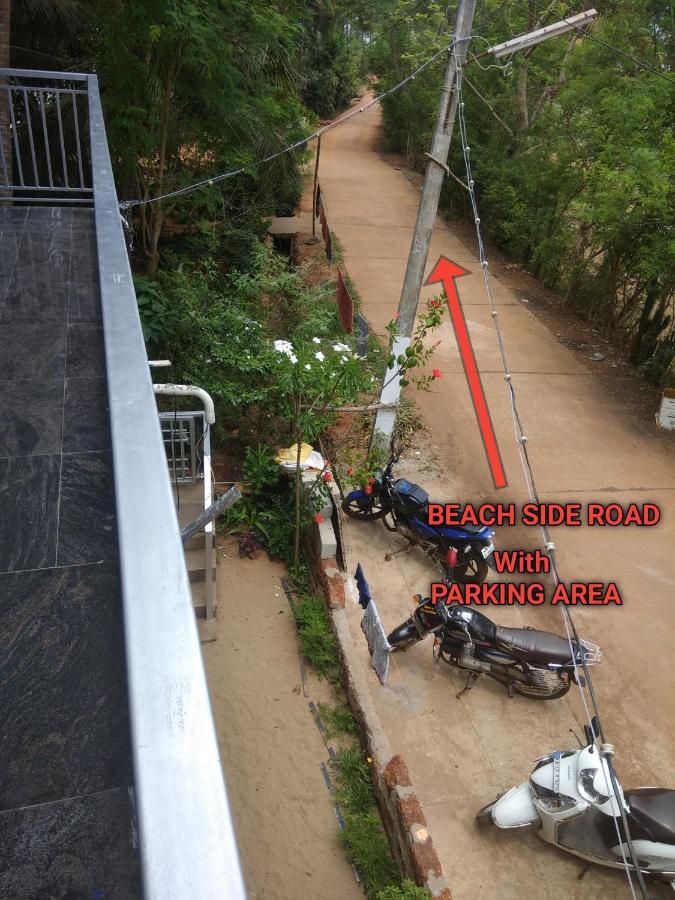Sarvesh R Arundekar Home Stay Gokarna in Beach Side AC Room Exterior foto