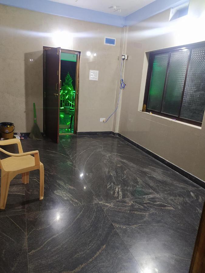 Sarvesh R Arundekar Home Stay Gokarna in Beach Side AC Room Exterior foto